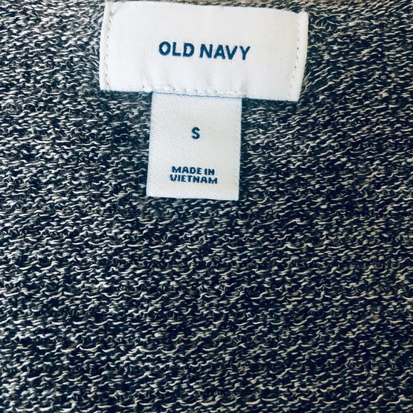 Old Navy gray knit sweater - Picture 3 of 4